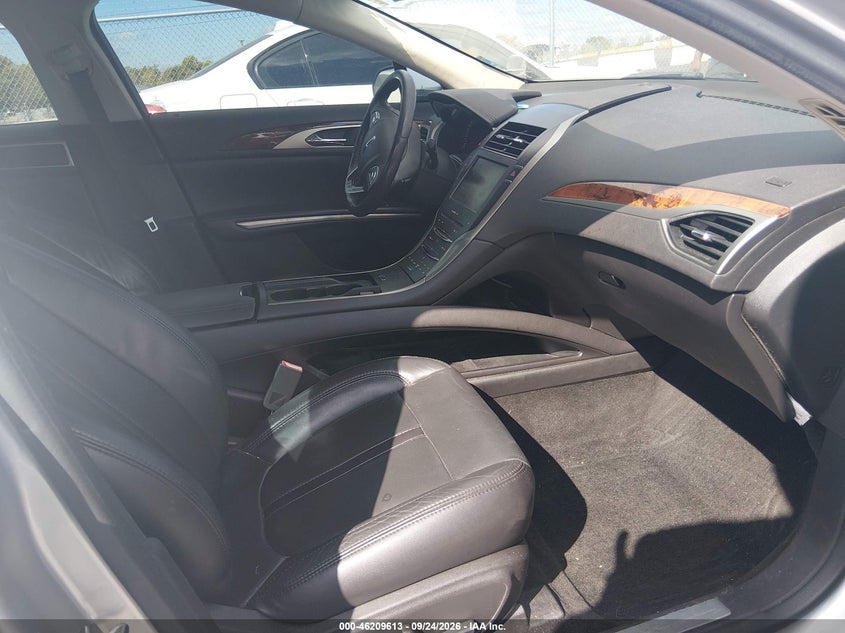 Фото 5 - LINCOLN MKZ