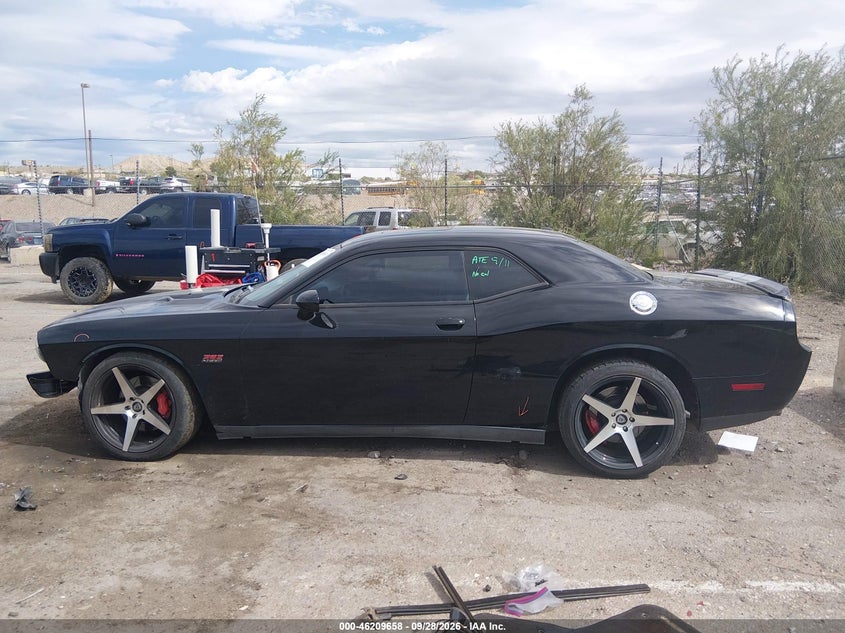 2012 DODGE CHALLENGER SRT8 392 · Фото 15