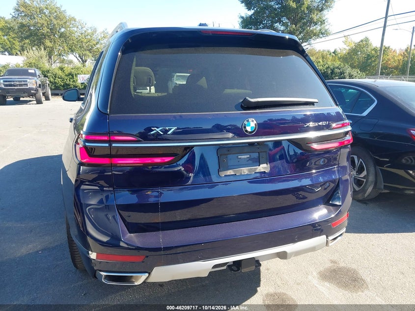 BMW X7 - zdjęcie 17