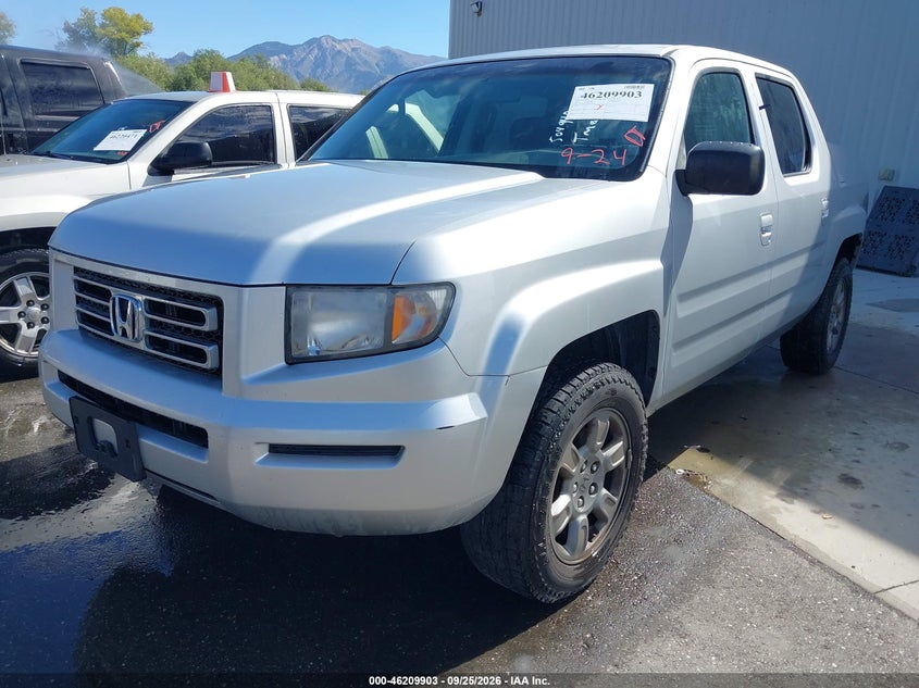 2007 HONDA RIDGELINE auction photo 2