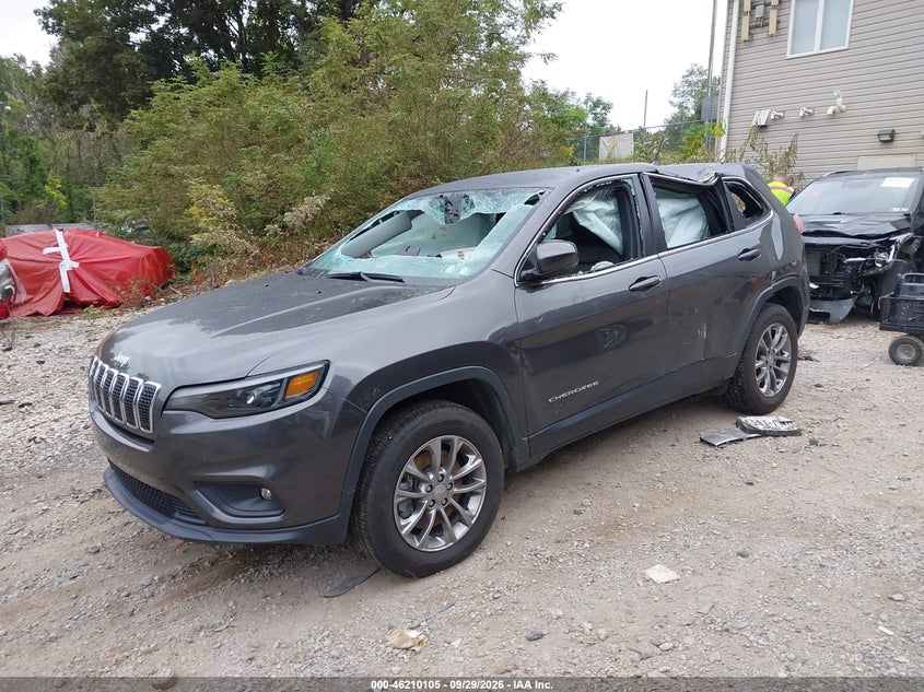 2020 Jeep Cherokee Latitude Plus 4X4, Rollover, IAAI, VIN 1C4PJMLX9LD507102 — photo 2