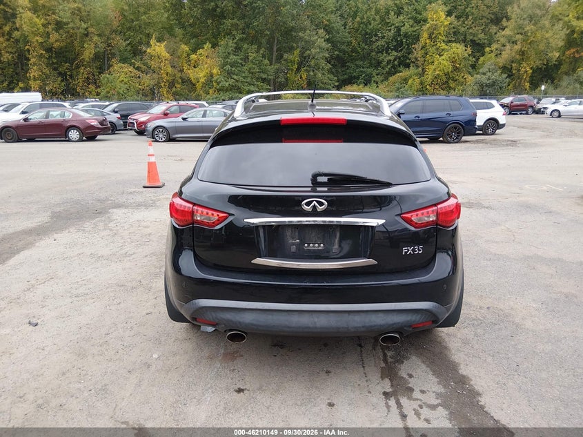 Photo 16 - INFINITI FX35