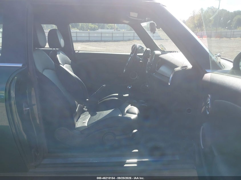 2013 MINI CLUBMAN