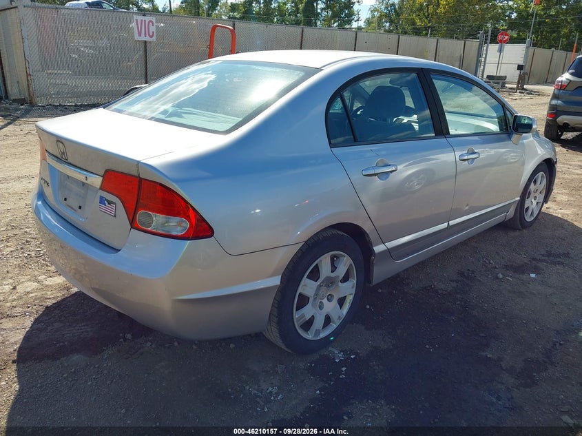 2010 HONDA CIVIC LX · Фото 4