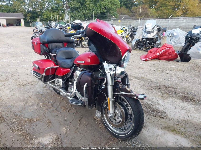 HARLEY-DAVIDSON FLHTK 2011