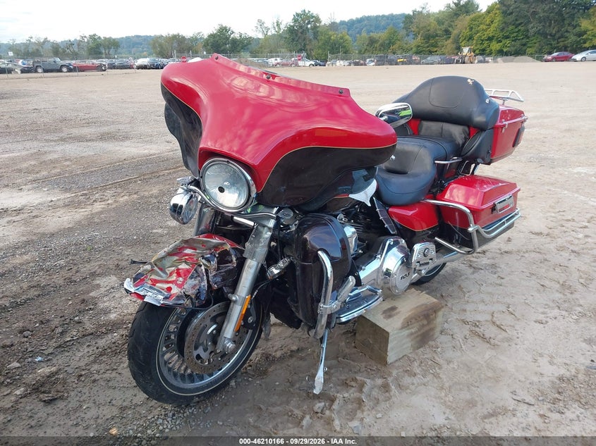 HARLEY-DAVIDSON FLHTK 2011