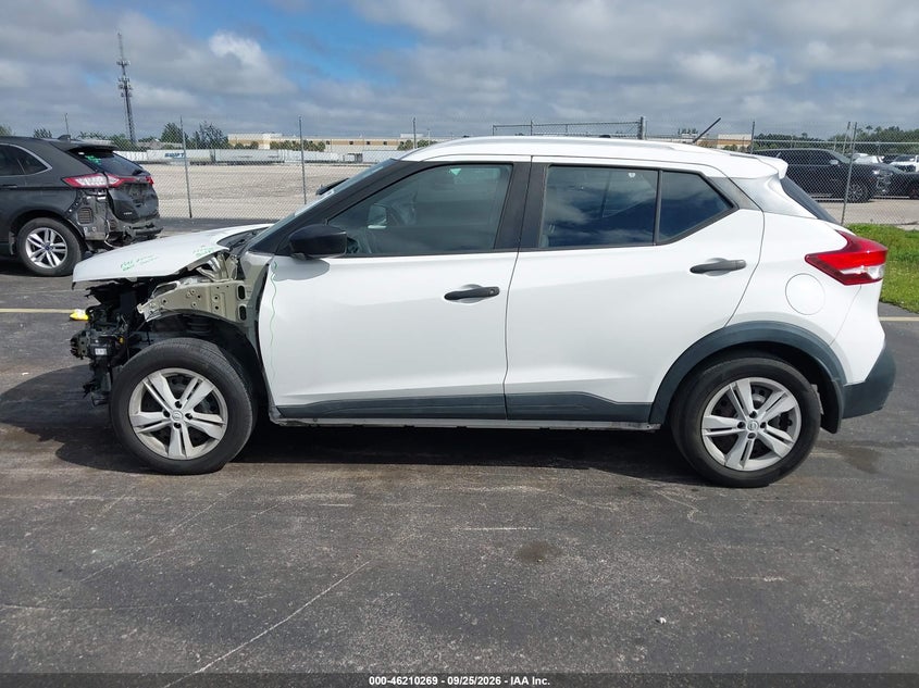 2019 NISSAN KICKS S · Фото 15