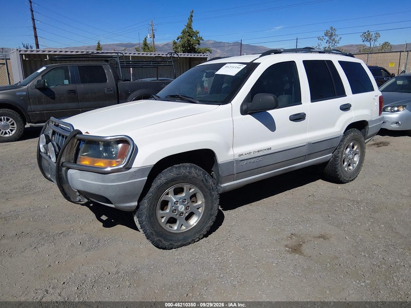 2000 Jeep Grand Cherokee Laredo, Обычный износ, IAAI, VIN 1J4GW48N0YC208498 — фото 2