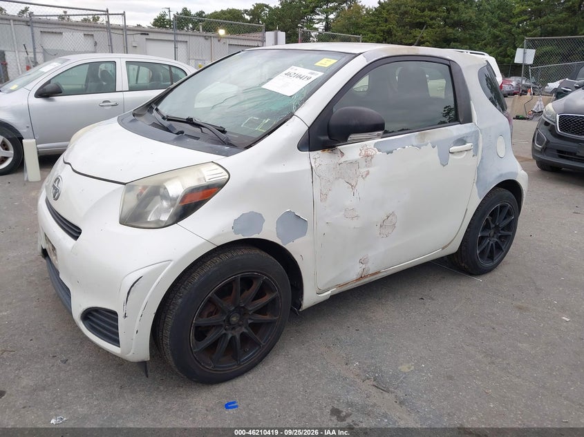 2012 Scion iQ, Лівий бік, IAAI, VIN JTNJJXB04CJ016882 — фото 2