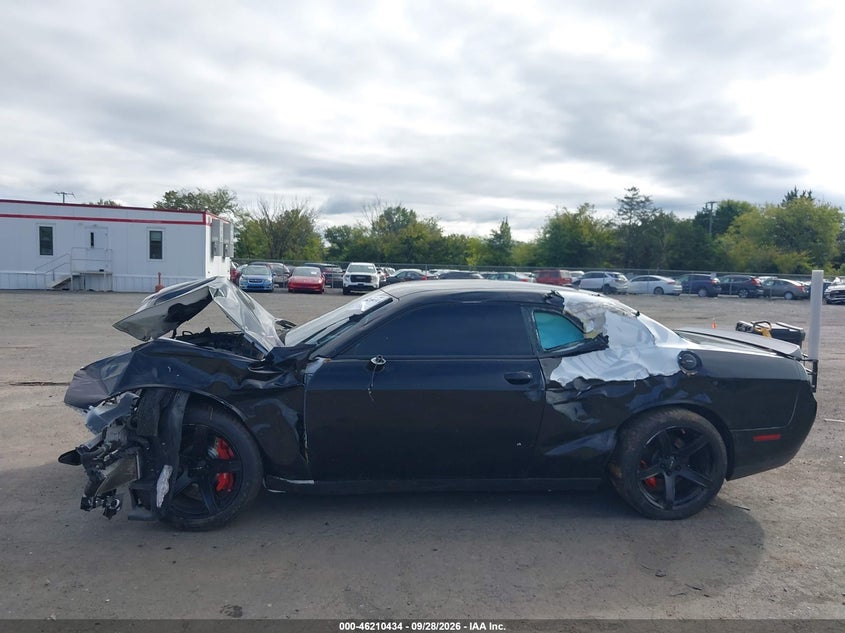2020 DODGE CHALLENGER SRT HELLCAT · Фото 15