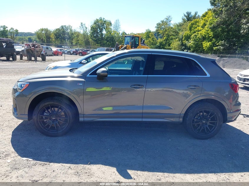 AUDI Q3 - zdjęcie 15