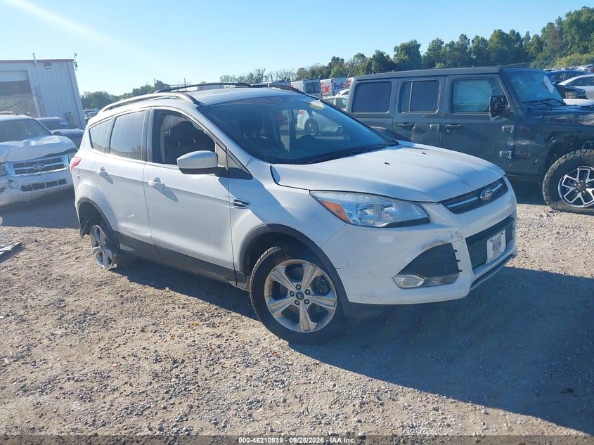 Vin: 1fmcu9gx4dua38995, lot: 46710762, ford escape se 20131