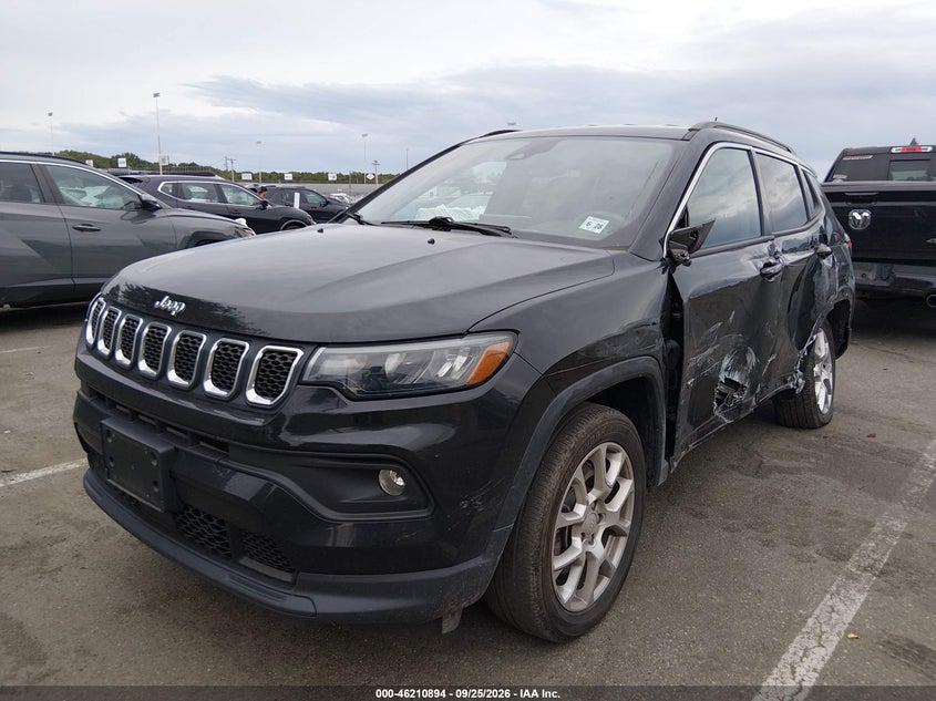 2023 Jeep Compass, Лівий бік, IAAI, VIN 3C4NJDFN5PT530605 — фото 2