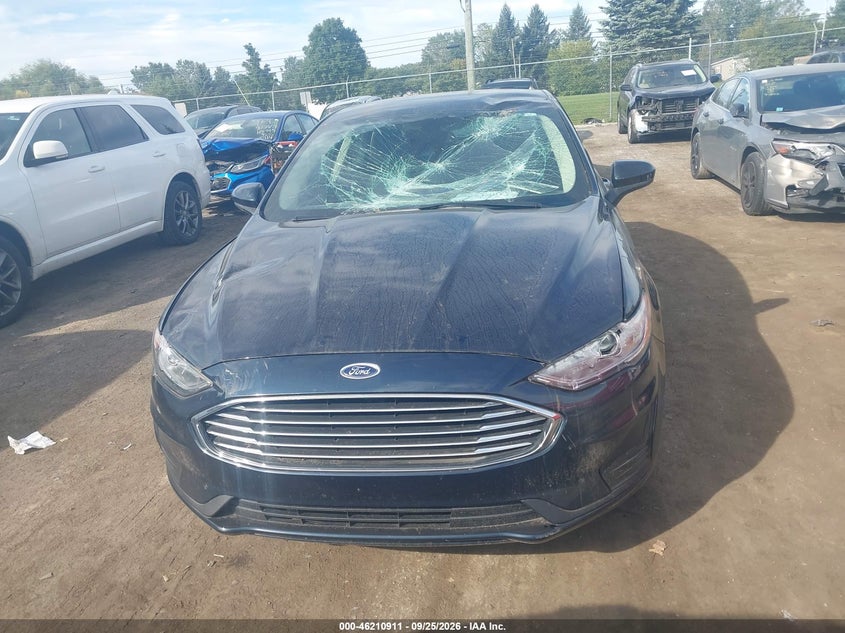 2020 FORD FUSION SE · Фото 12