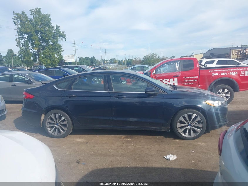 2020 FORD FUSION SE · Фото 13
