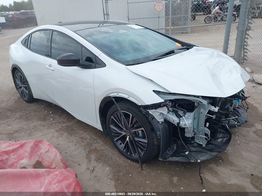 Vin: jtdacaau0t3074783, lot: 46710876, toyota prius xle 2026 img_1