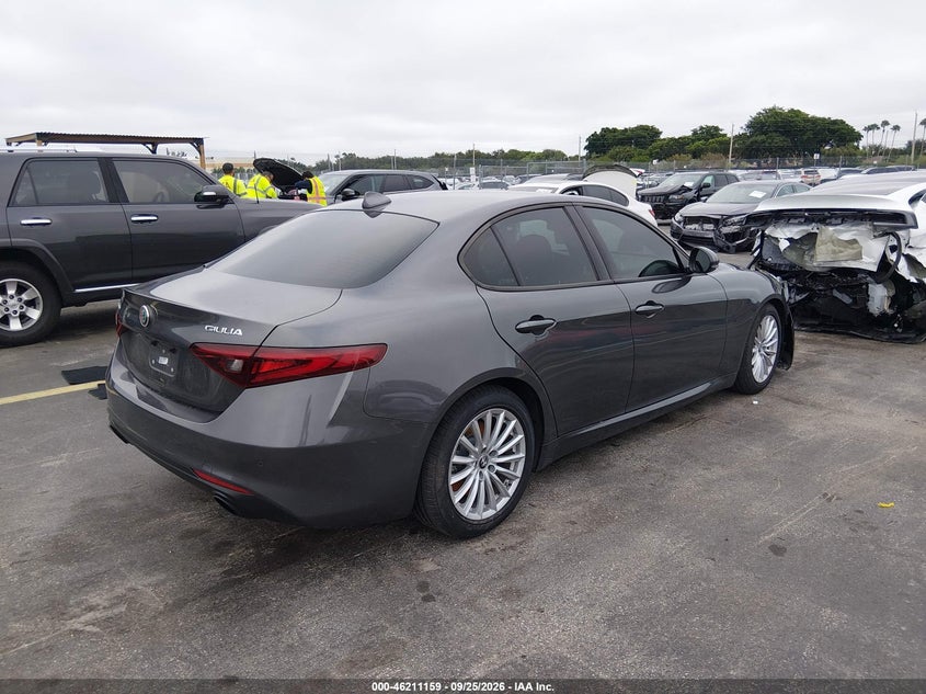 Vin: zarfaman4p7666584, lot: 46711082, alfa romeo giulia sprint rwd 20234