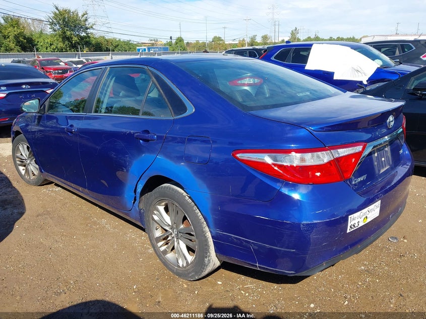 TOYOTA CAMRY - zdjęcie 13