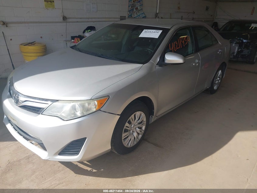 Vin: 4t4bf1fk3cr265886, lot: 46711377, toyota camry le 20122