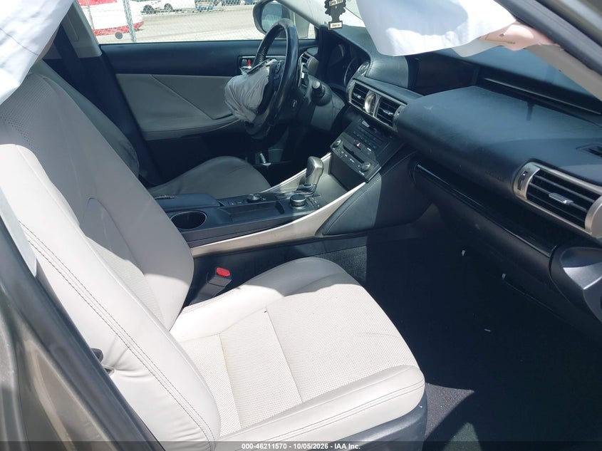 LEXUS IS 200T 2016 VIN JTHBA1D22G5010726