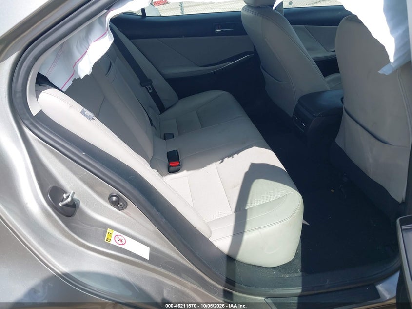 LEXUS IS 200T 2016 VIN JTHBA1D22G5010726