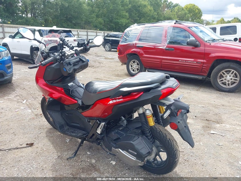 2022 HONDA ADV150
