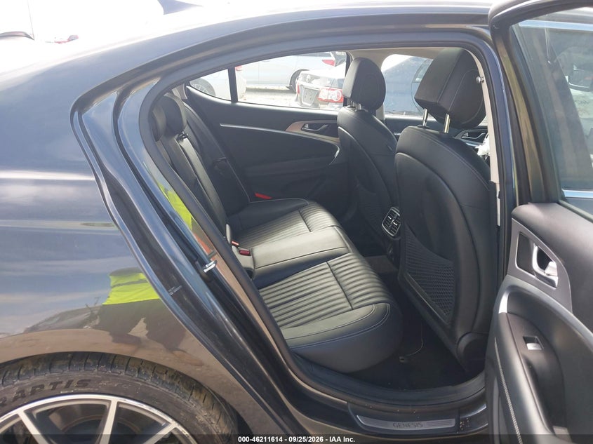2022 GENESIS G70 2.0T AWD · Фото 8
