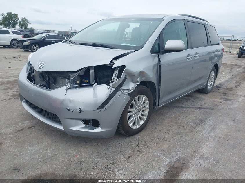 Vin: 5tdyk3dc9gs755674, lot: 46711557, toyota sienna xle 8 passenger 20162