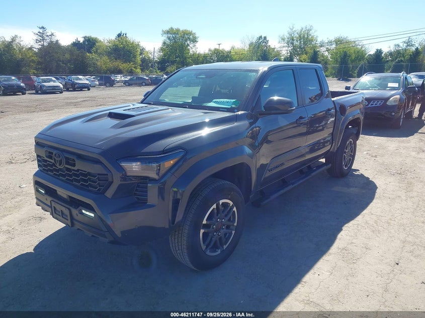 2024 Toyota Tacoma, Удар ззаду, IAAI, VIN 3TMLB5JN4RM073347 — фото 2