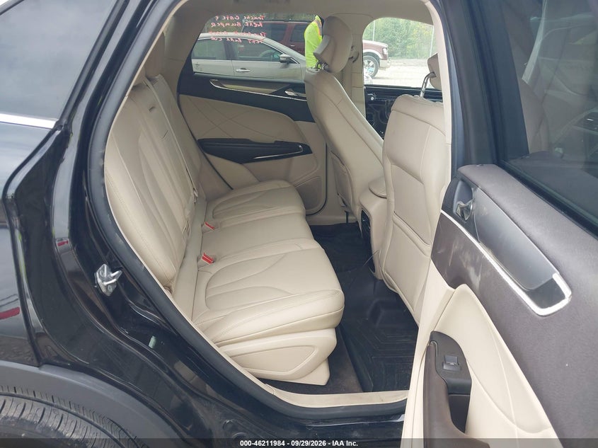 LINCOLN MKC 2017 VIN 5LMCJ1D90HUL16584