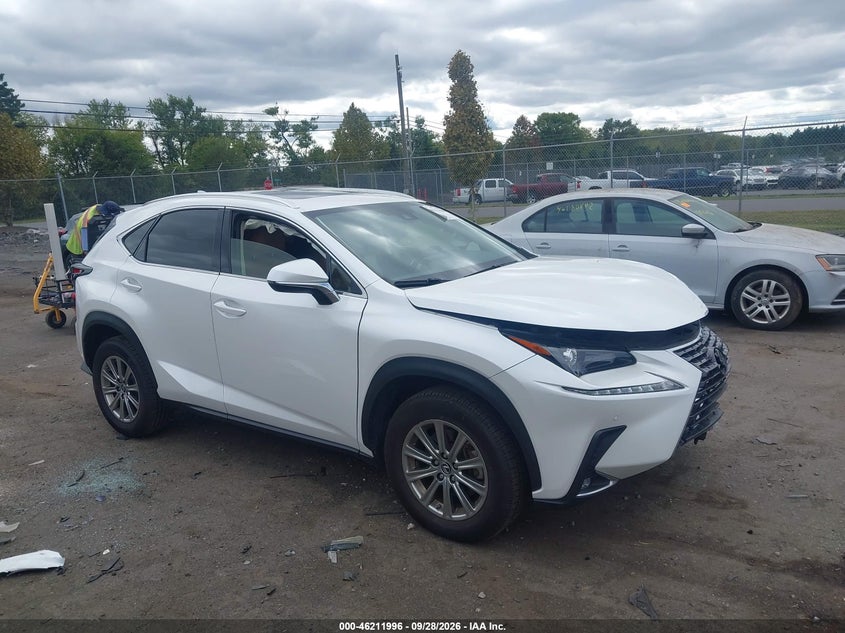 LEXUS NX 300 - zdjęcie 1
