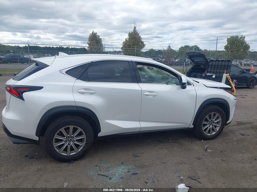 LEXUS NX 300 - zdjęcie 13