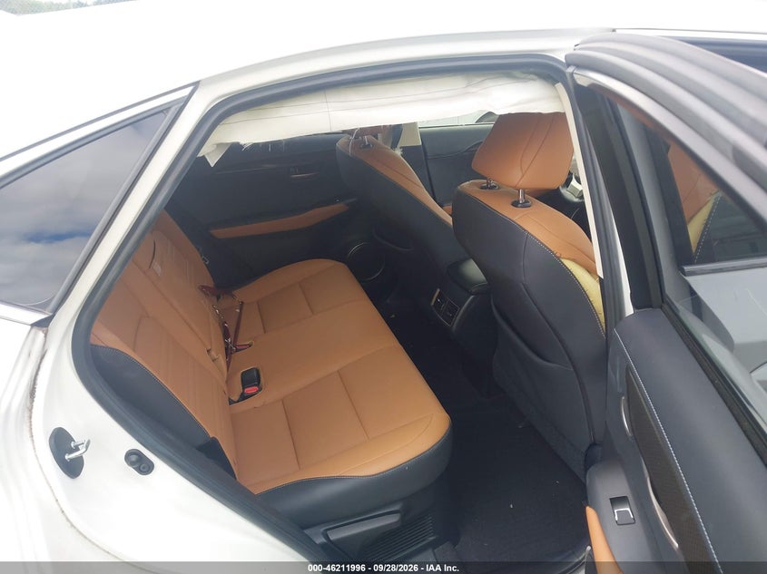 LEXUS NX 300 - zdjęcie 8