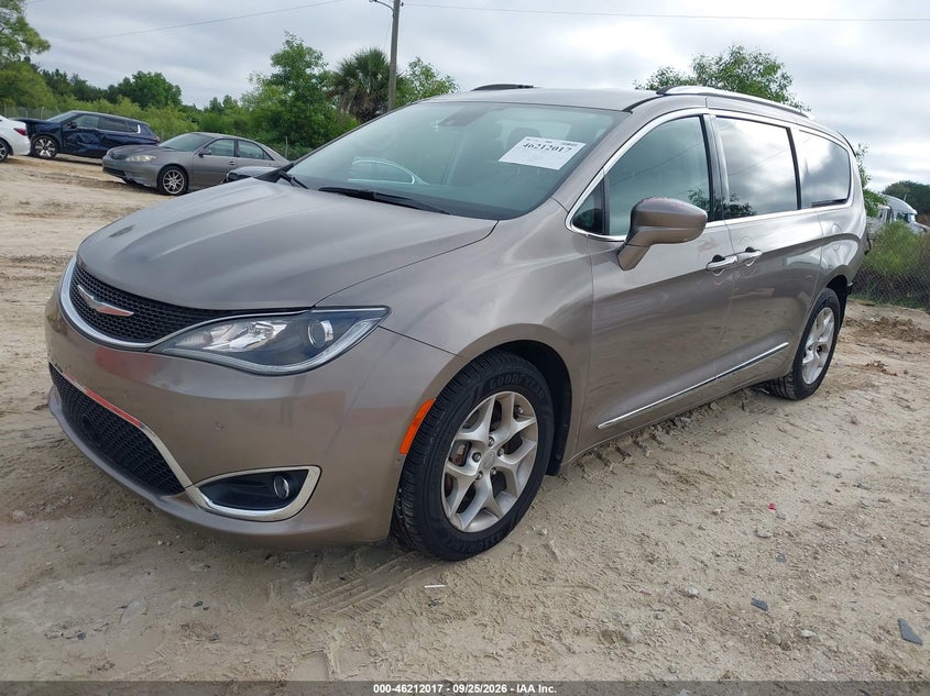 Vin: 2c4rc1egxhr537275, lot: 46711940, chrysler pacifica touring-l plus 20172