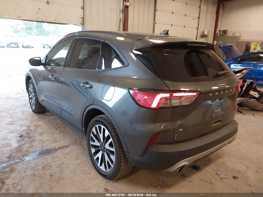 Vin: 1fmcu9bzxlub68299, lot: 46712104, ford escape se sport hybrid 20203