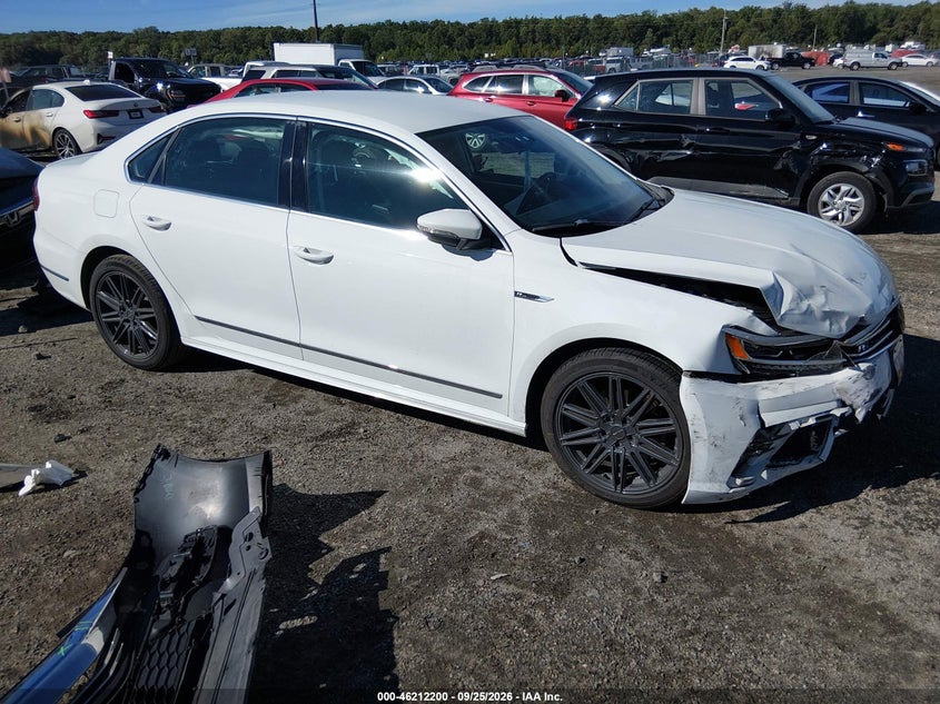 2017 VOLKSWAGEN PASSAT 1.8T R-LINE