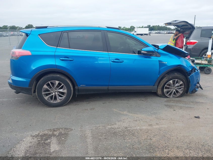 TOYOTA RAV4 HYBRID - zdjęcie 13