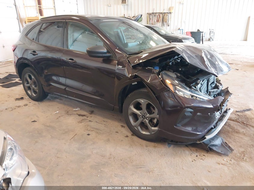 Vin: 1fmcu9mn3pub29747, lot: 46712461, ford escape st-line 2023 img_1