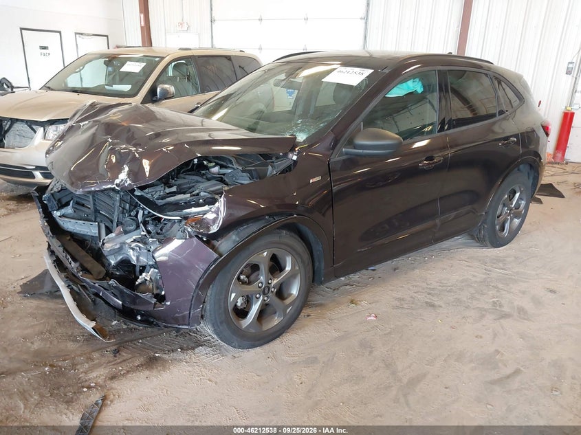Vin: 1fmcu9mn3pub29747, lot: 46712461, ford escape st-line 20232