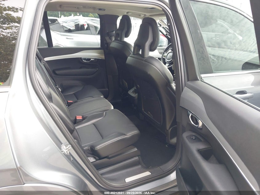 VOLVO XC90 - zdjęcie 8