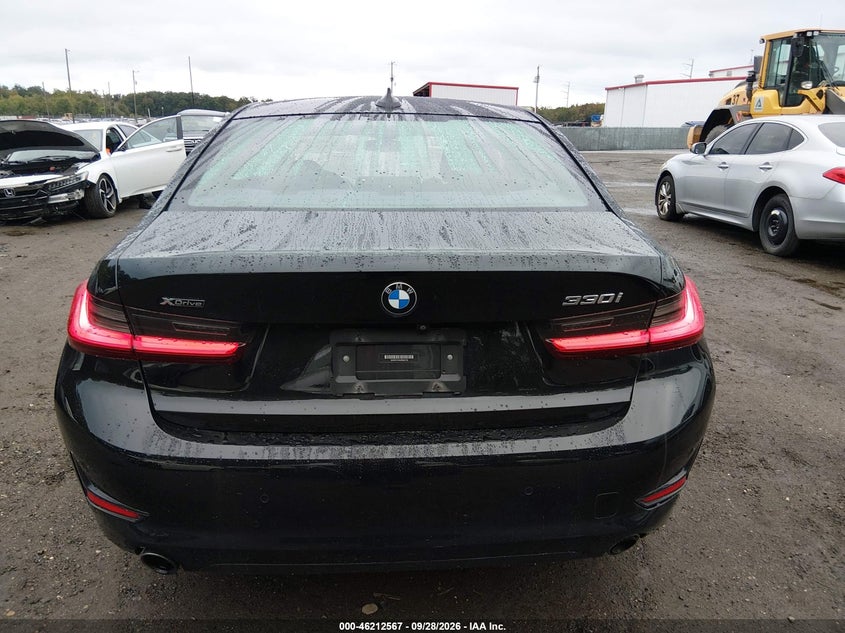 BMW 330I - zdjęcie 17