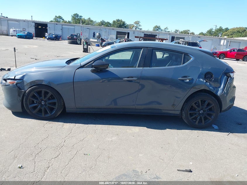 MAZDA MAZDA3 - zdjęcie 14