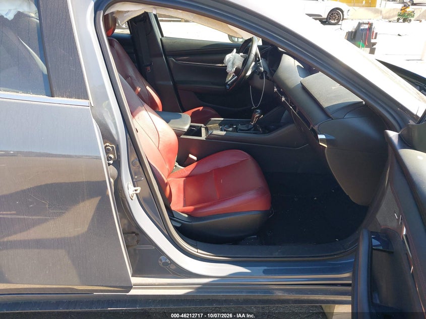 MAZDA MAZDA3 - zdjęcie 5