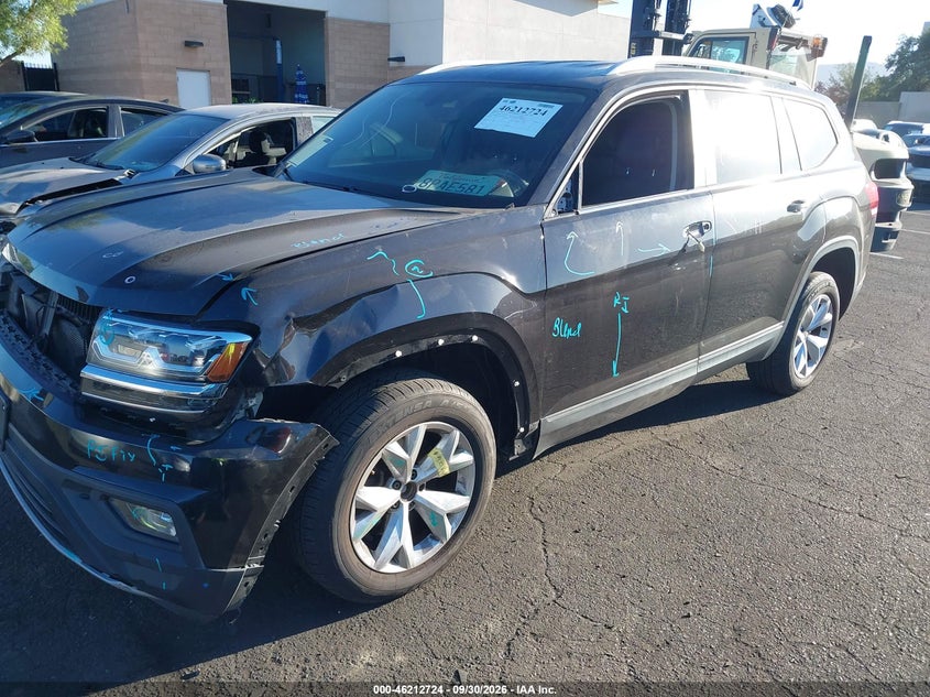 2019 Volkswagen Atlas 3.6L V6 Se, Front End, IAAI, VIN 1V2DR2CA8KC608615 — photo 2