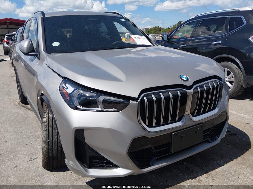 2026 BMW X1 xDrive28I, Правый перёд, IAAI, VIN WBX73EF07T5738575