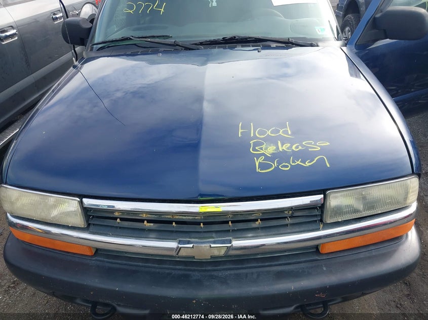 CHEVROLET S-10 2004 VIN 1GCDT13XX4K131678
