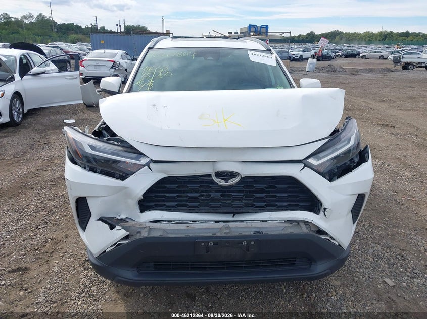 TOYOTA RAV4 - zdjęcie 12
