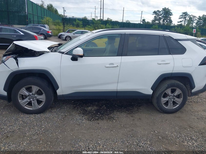 TOYOTA RAV4 - zdjęcie 14