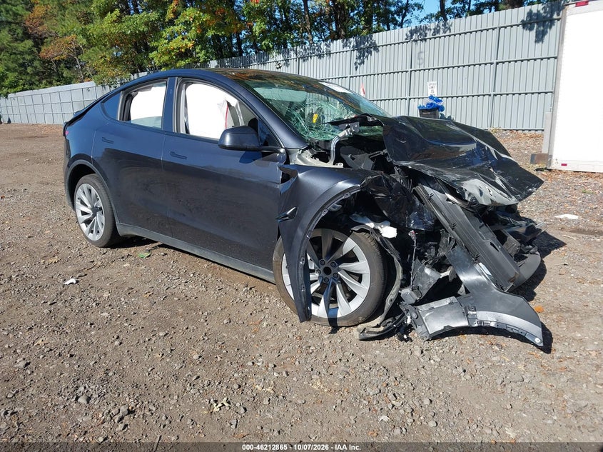 Vin: 7saygded0tf523187, lot: 46712788, tesla model y premium rear-wheel drive/rear-wheel drive 2026 img_1