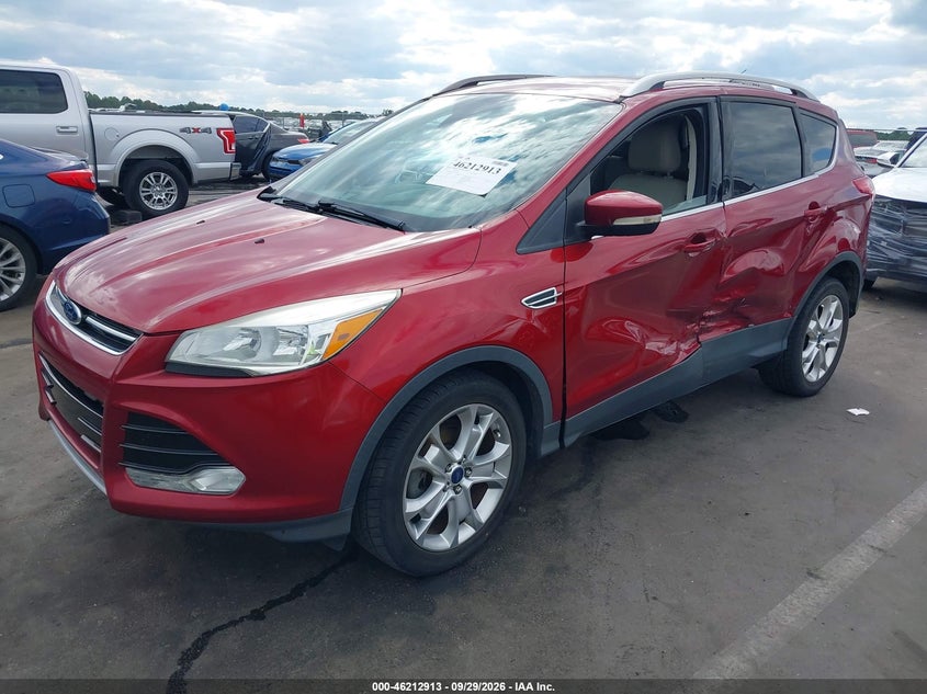 2015 Ford Escape Titanium, Левый бок, IAAI, VIN 1FMCU0JX1FUC73670 — фото 2